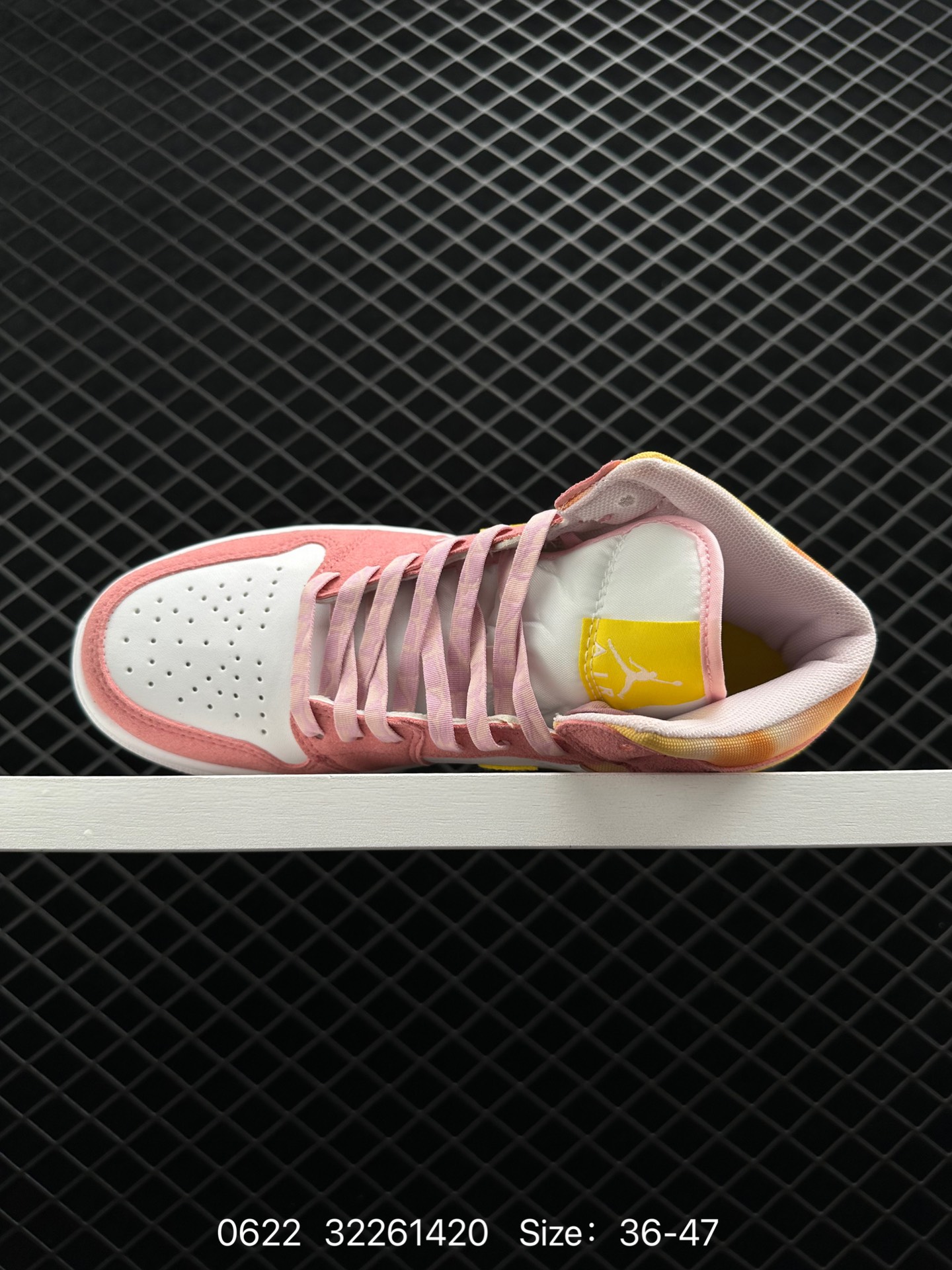 Air Jordan 1 Mid AJ1